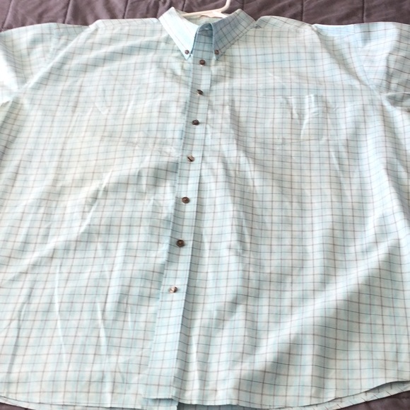 Short Sleeve Button Down Shirt - Picture 3 of 9